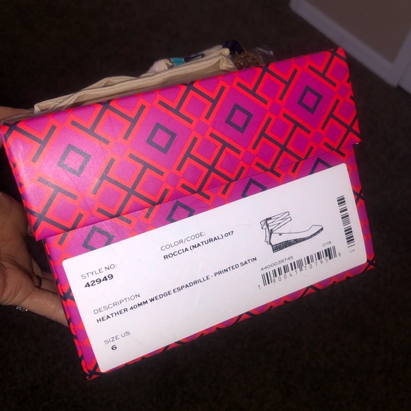 Tory Burch Heather 40MM Printed Satin Wedge Espadrille Shoes - Picture 8 of 10